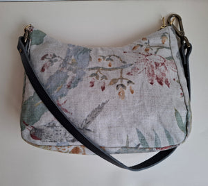 Bolso "Vica " en terciopelo flores.