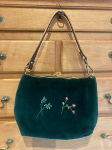 Bolsos  bordados con flores