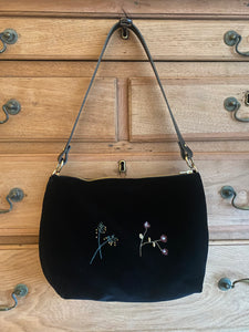 Bolsos  bordados con flores