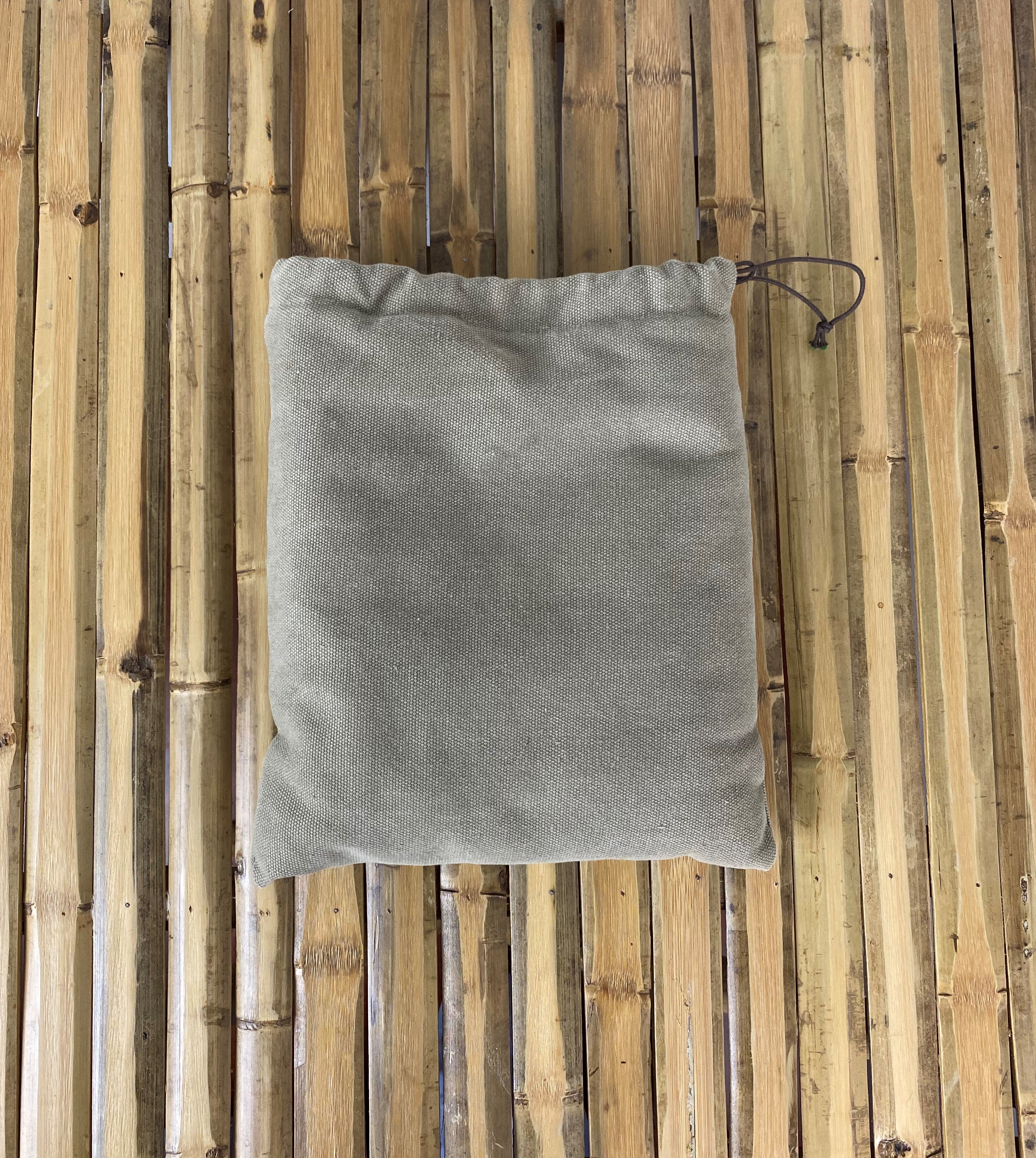 Bino Pouch